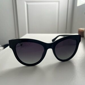 Womens UV sunglasses